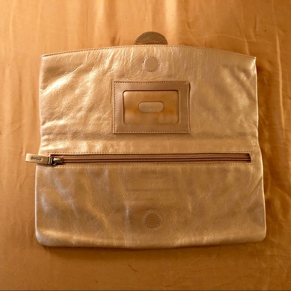 Gorgeous HOBO Int’l Magnetic Folding Clutch - Picture 4 of 6